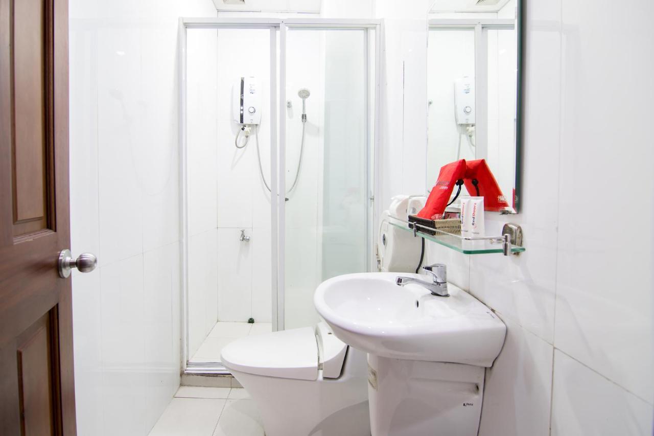 Reddoorz Plus @ Pham Ngu Lao 2 Ho Chi Minh City Bagian luar foto