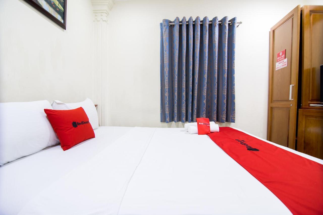 Reddoorz Plus @ Pham Ngu Lao 2 Ho Chi Minh City Bagian luar foto